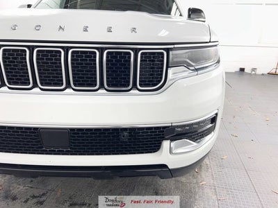 2024 Jeep Wagoneer Base