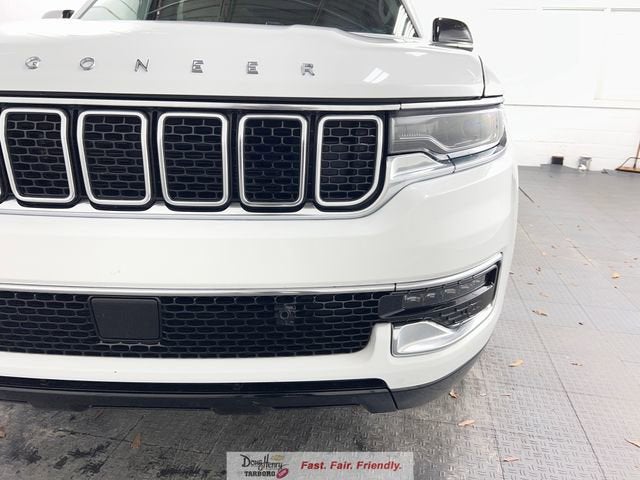 2024 Jeep Wagoneer Base