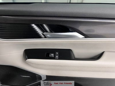 2024 Jeep Wagoneer Base