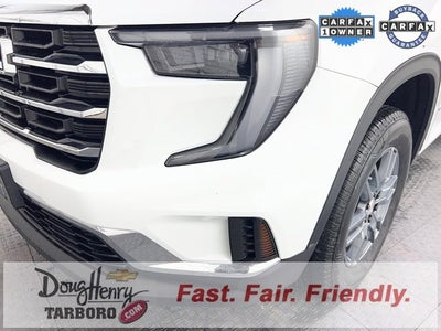 2025 GMC Acadia Elevation