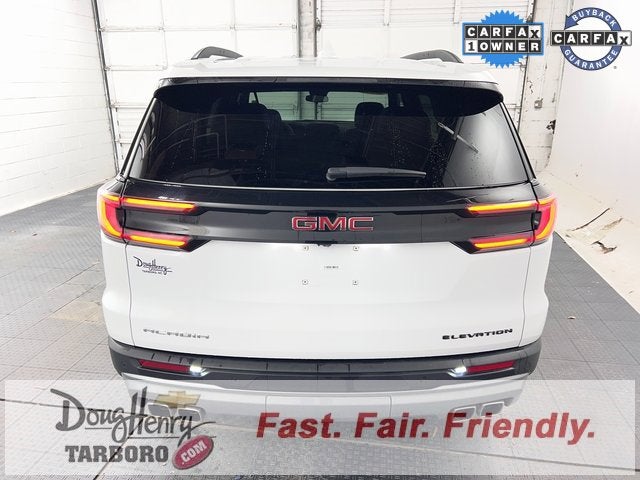 2025 GMC Acadia Elevation