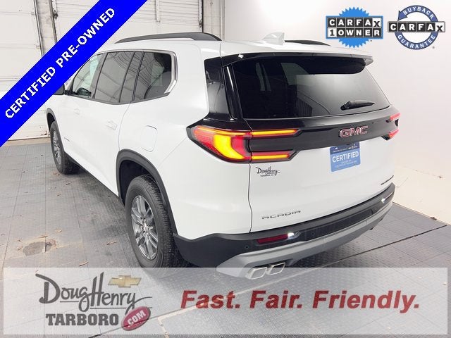 2025 GMC Acadia Elevation