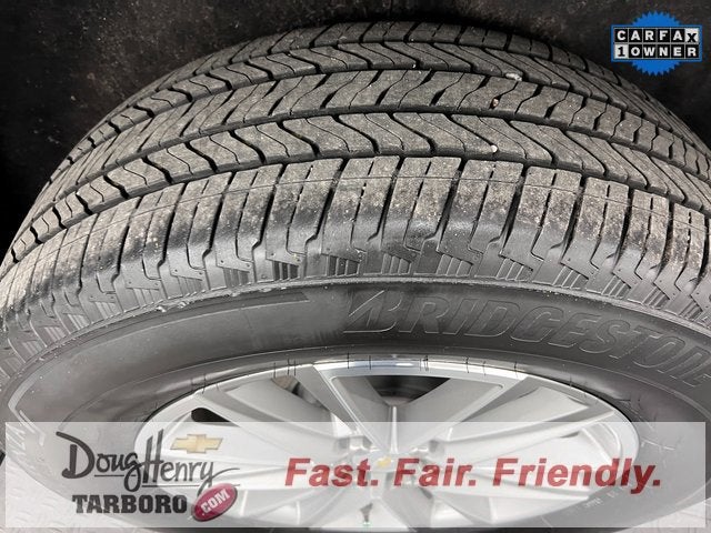 2022 Chevrolet Traverse LT Cloth