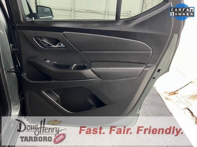 2022 Chevrolet Traverse LT Cloth