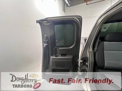 2006 Nissan Titan SE