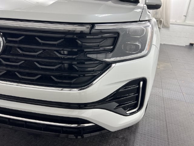2025 Volkswagen Atlas Cross Sport 2.0T SEL Premium R-Line