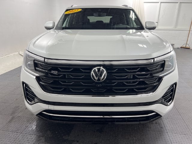 2025 Volkswagen Atlas Cross Sport 2.0T SEL Premium R-Line