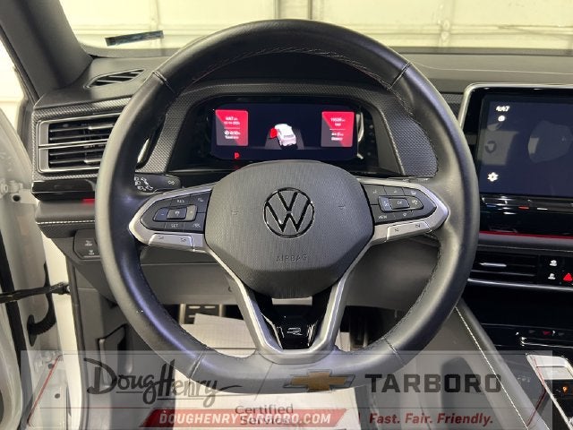 2025 Volkswagen Atlas Cross Sport 2.0T SEL Premium R-Line