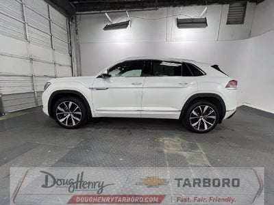 2025 Volkswagen Atlas Cross Sport 2.0T SEL Premium R-Line