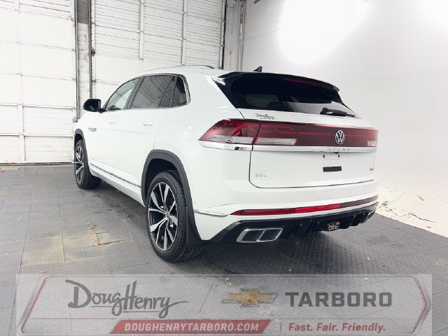 2025 Volkswagen Atlas Cross Sport 2.0T SEL Premium R-Line