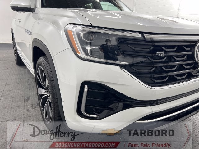 2025 Volkswagen Atlas Cross Sport 2.0T SEL Premium R-Line