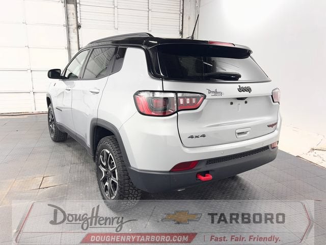 2025 Jeep Compass Trailhawk