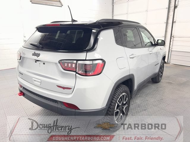 2025 Jeep Compass Trailhawk
