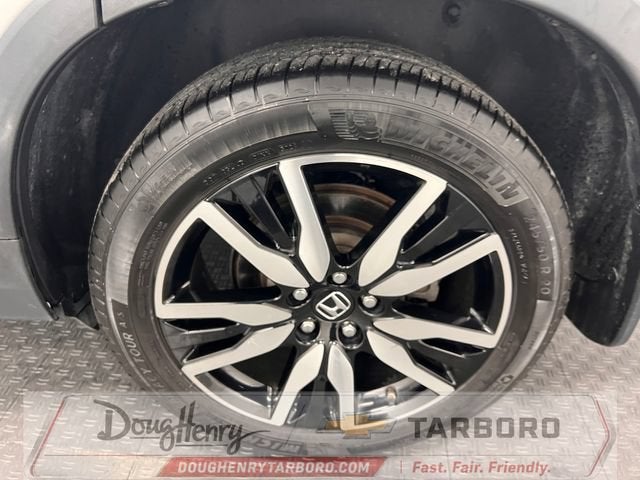 2022 Honda Pilot Touring 7-Passenger