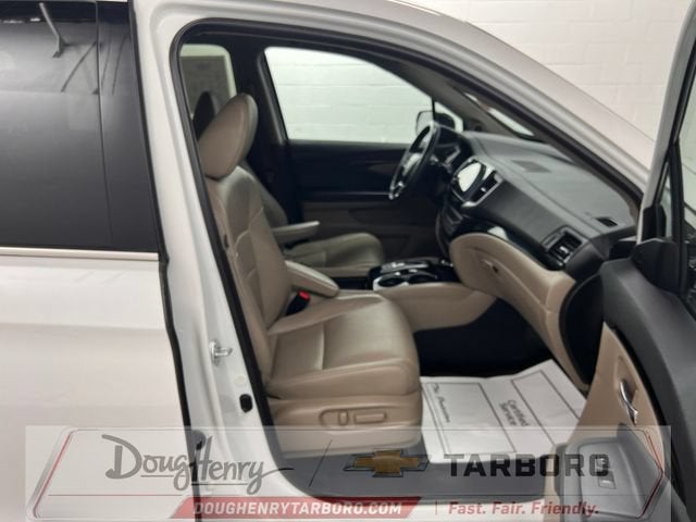 2022 Honda Pilot Touring 7-Passenger