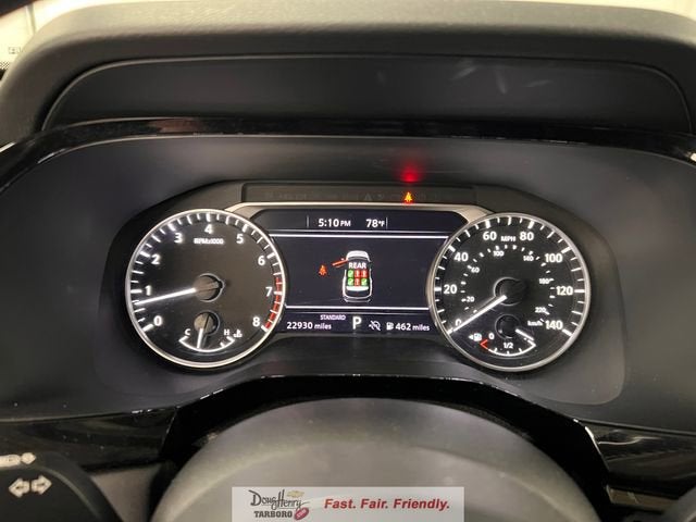 2025 Nissan Pathfinder SV