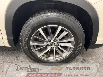 2018 Toyota Highlander SE
