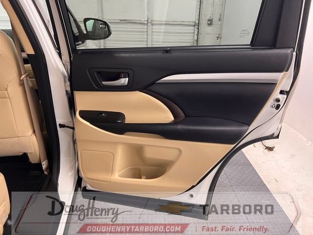 2018 Toyota Highlander SE
