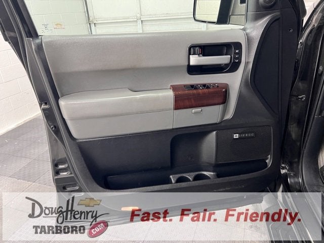 2011 Toyota Sequoia Platinum