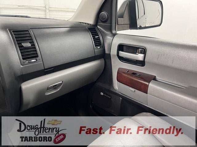 2011 Toyota Sequoia Platinum