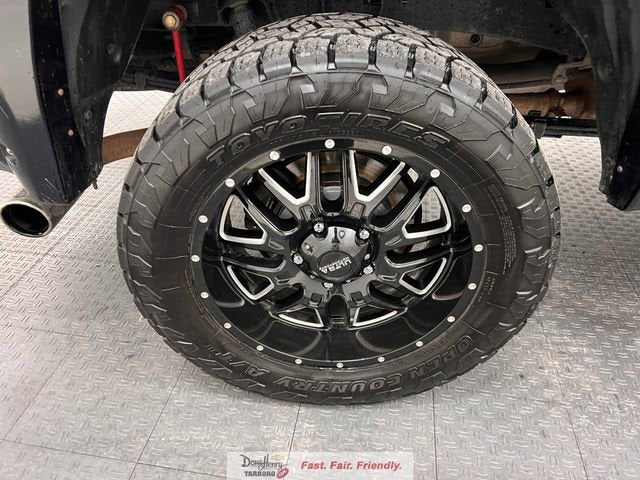 2017 Toyota Tundra 4WD Platinum