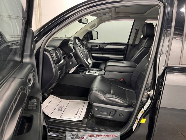 2017 Toyota Tundra 4WD Platinum