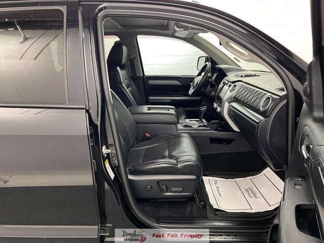 2017 Toyota Tundra 4WD Platinum