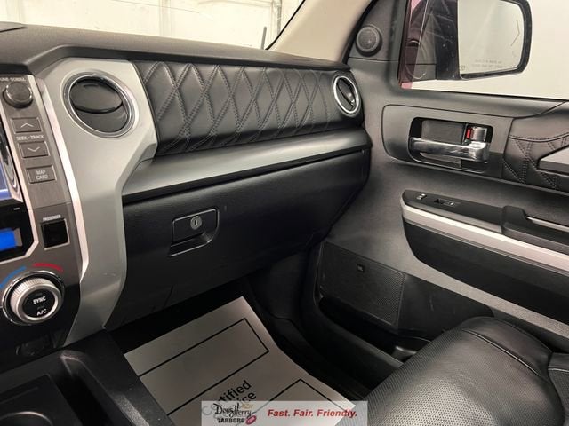 2017 Toyota Tundra 4WD Platinum