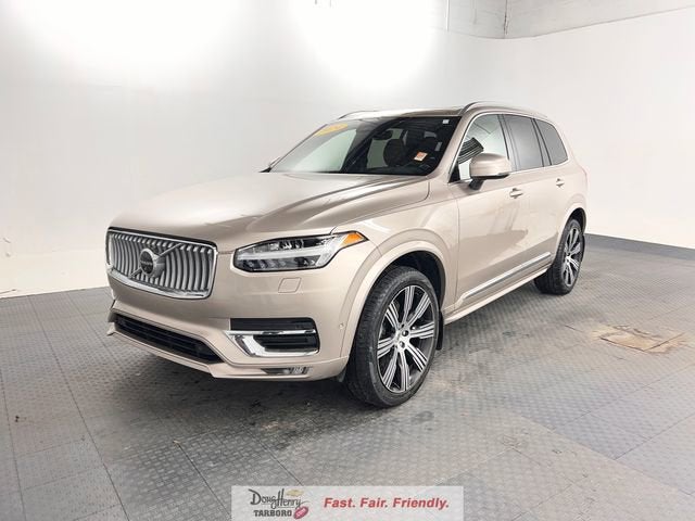2024 Volvo XC90 Plus Bright Theme
