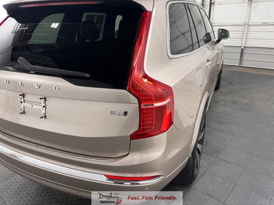 2024 Volvo XC90 Plus Bright Theme