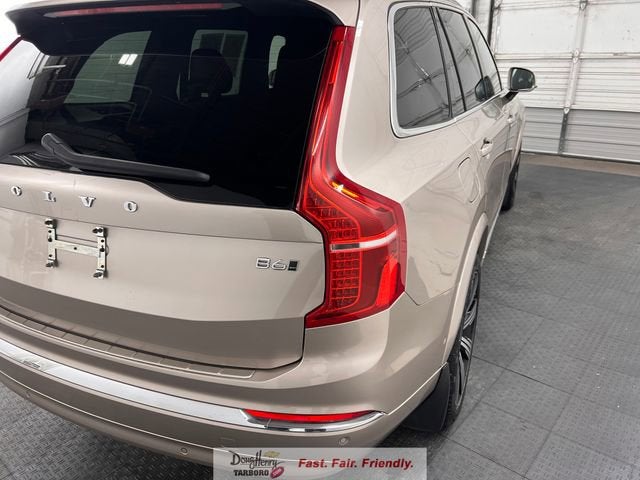2024 Volvo XC90 Plus Bright Theme