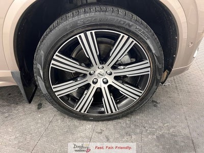 2024 Volvo XC90 Plus Bright Theme