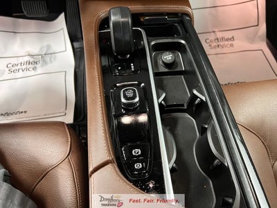2024 Volvo XC90 Plus Bright Theme
