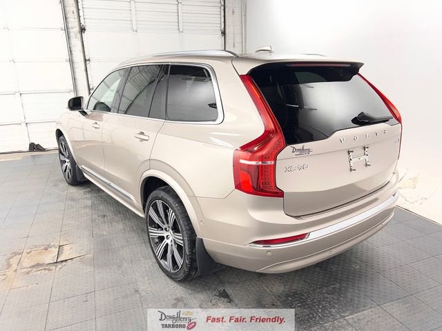 2024 Volvo XC90 Plus Bright Theme