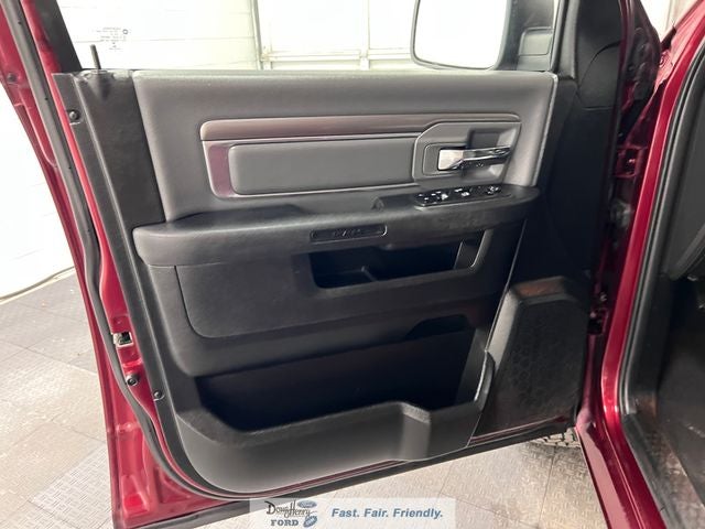 2021 RAM 1500 Classic SLT