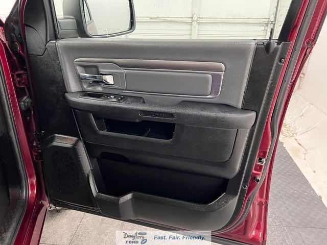 2021 RAM 1500 Classic SLT