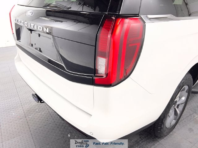 2027 Ford Expedition Active