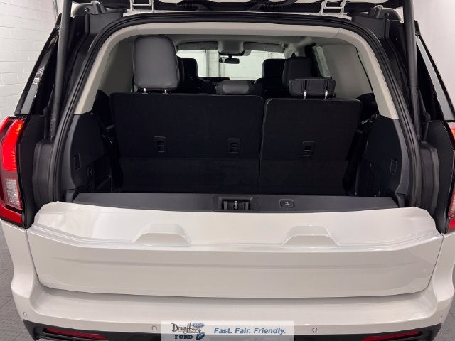 2027 Ford Expedition Active