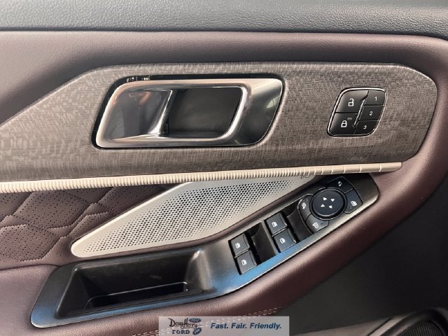 2027 Ford Explorer Platinum