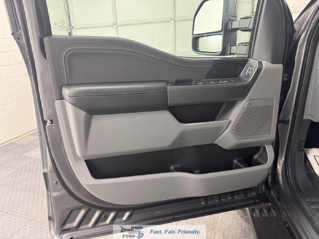 2027 Ford F-250SD XLT