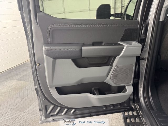 2027 Ford F-250SD XLT