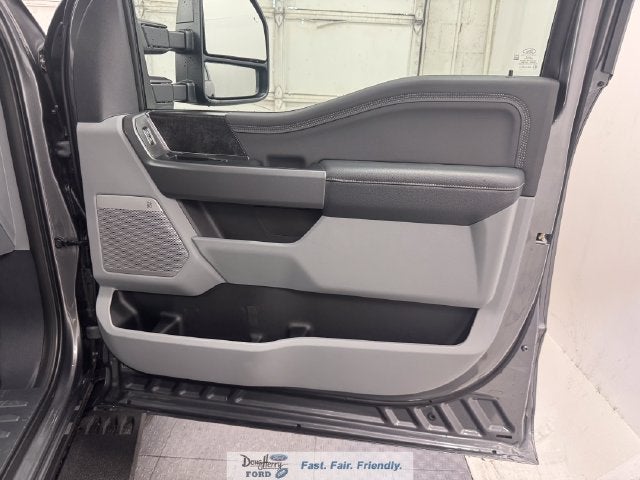 2027 Ford F-250SD XLT