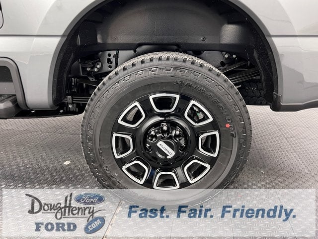 2025 Ford F-350SD Platinum