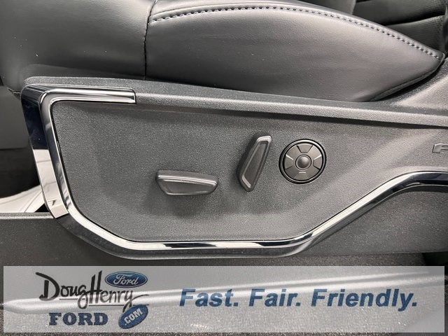 2025 Ford F-350SD Platinum