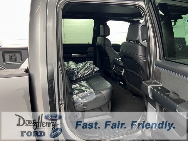 2025 Ford F-350SD Platinum