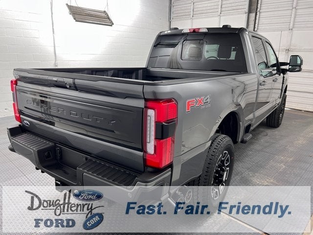 2025 Ford F-350SD Platinum