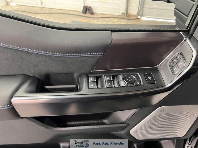 2026 Ford F-350SD Platinum DRW