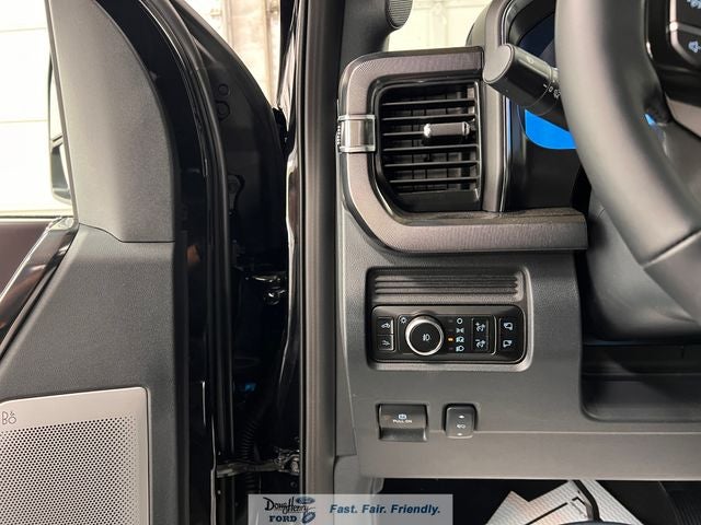 2026 Ford F-350SD Platinum DRW