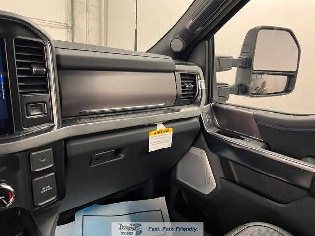 2026 Ford F-350SD Platinum DRW