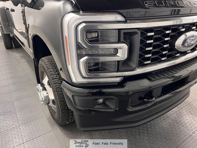 2026 Ford F-350SD Platinum DRW